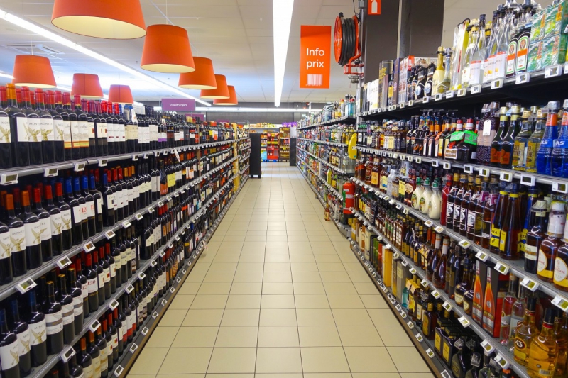 magasin-SOLLIES TOUCAS-min_supermarket_isle_products_variety_grocery_shop_market-882399